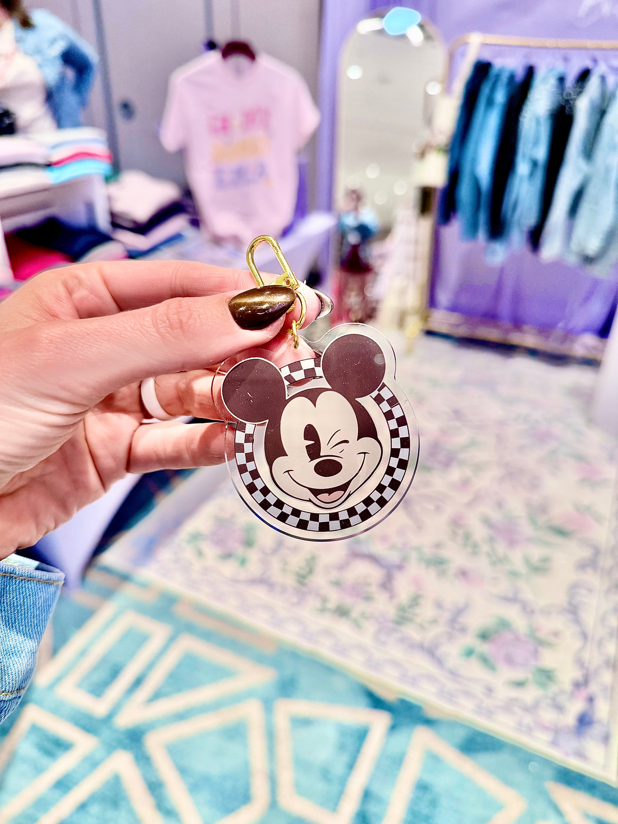 Checkered Friends Charm | Main Mouse